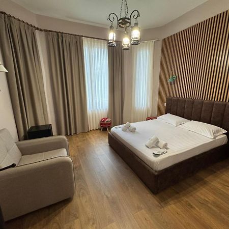 Oda Garden Boutique Hotel Тирана Екстериор снимка