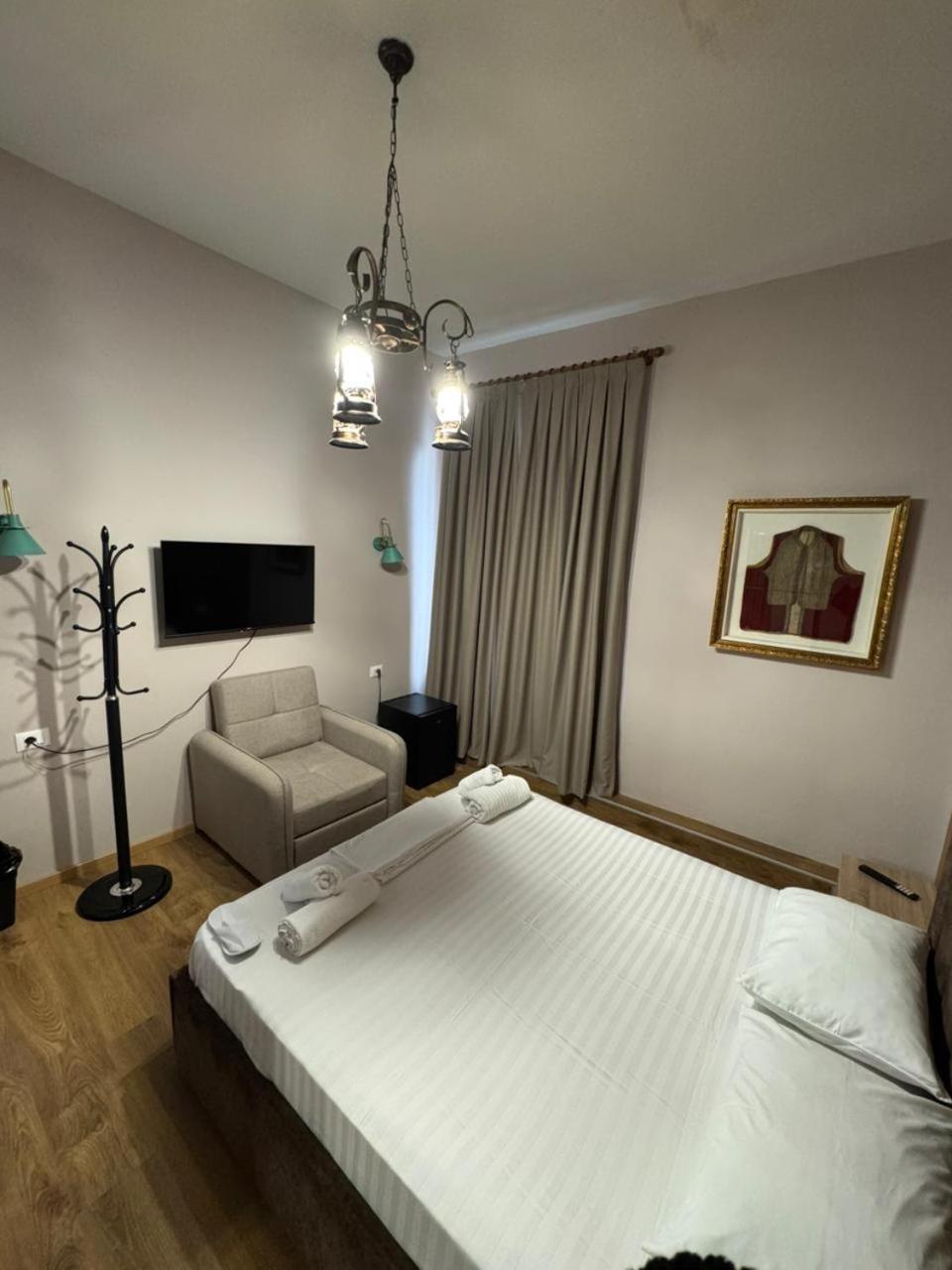 Oda Garden Boutique Hotel Тирана Екстериор снимка