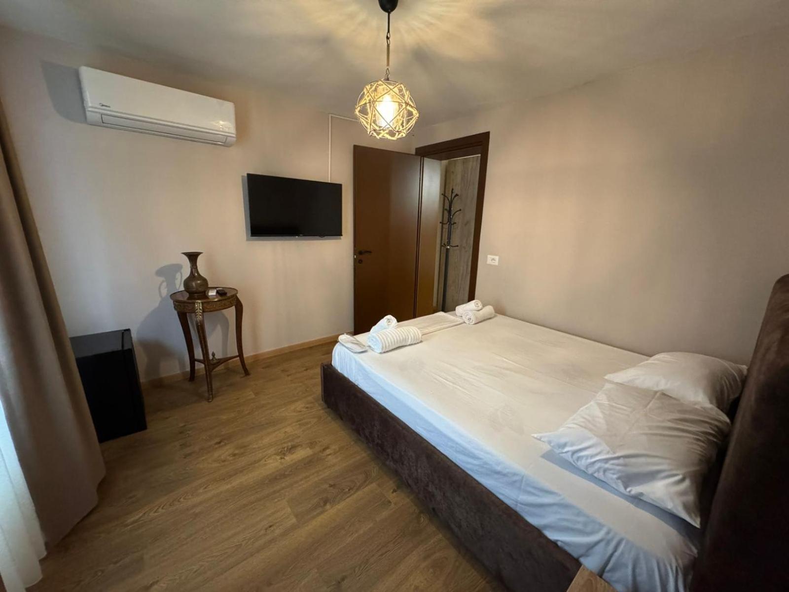 Oda Garden Boutique Hotel Тирана Екстериор снимка
